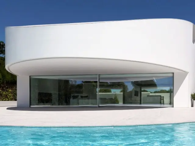 Casa Balint par Fran Silvestre Architectos