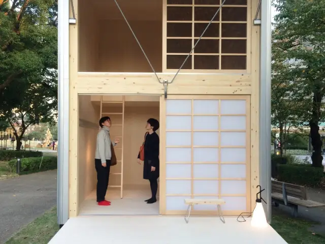 Une cabane nomade grâce au peu de restrictions locale en matière de construction - Muji Hut project