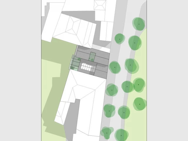 Des locaux construits à des niveaux différents - Un hangar commercial réhabilité pour créer deux logements imbriqués 