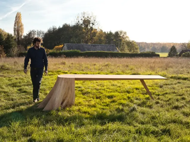 Trois pièces exceptionnelles, vitrines de la filière bois - Table Racines carré - Thomas de Lussac