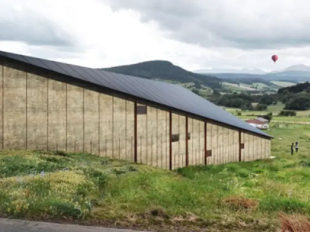 Maison Butterfly de K. Kuma : Une façade latérale rythmée - Maison La Garandie, Kengo Kuma