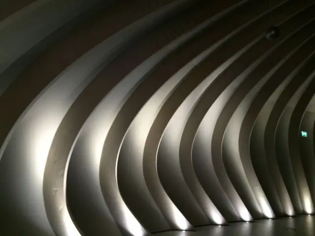 Les arches de bois de la Cité du vin à Bordeaux - Cité du vin Bordeaux