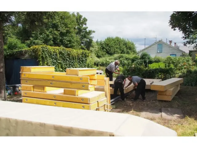 Cinq jours de construction pour une maison écologique et évolutive - Maison évolutive