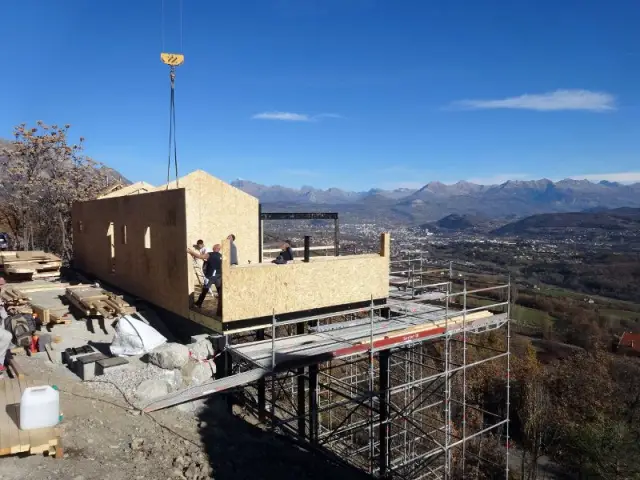 Une ossature bois pour une maison avec vue imprenable - Maison sur pilotis