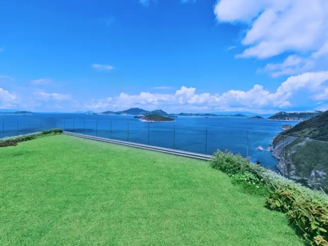 Ribbon House : Une toiture-terrasse à la vue imprenable sur la mer