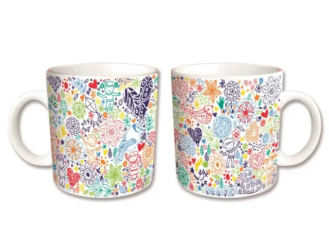 Un mug décoré de dessins d'enfants : 7 &euro;