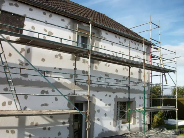 L'option de l'ITE adaptée à la situation - Isolation thermique par extérieur pour une maison