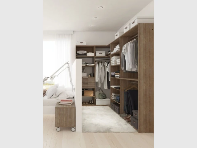 Un dressing en L sans portes