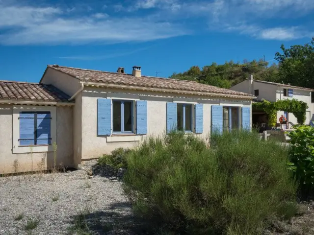 Conservation des murs d'origine - Rénovation maison individuelle avec structure bois