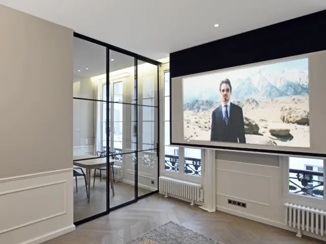 Un salon avec option Home cinéma