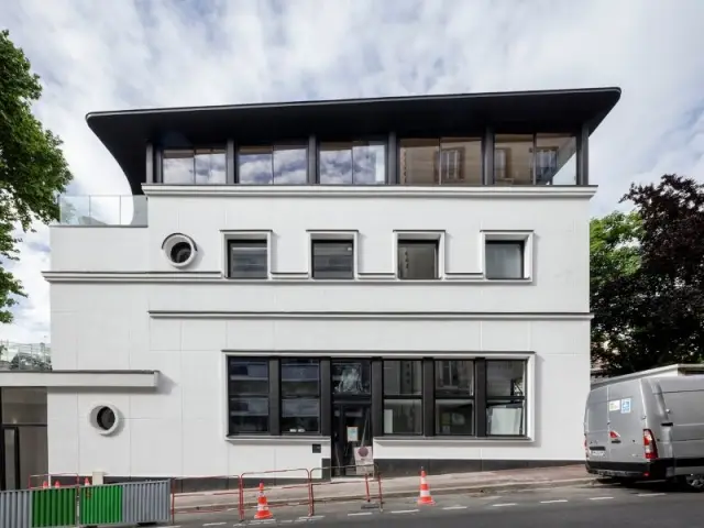 Des bureaux transformés en logements - Immeuble Art Déco Issy-les-Moulineaux