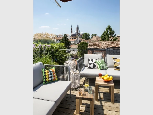 Une terrasse avec une vue à couper le souffle