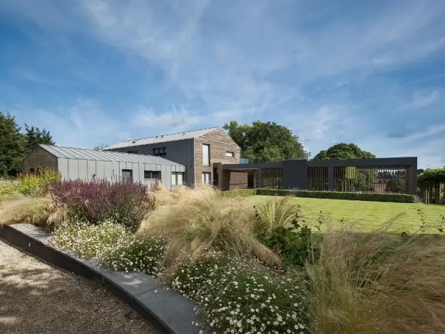 Ferme anglaise transformée