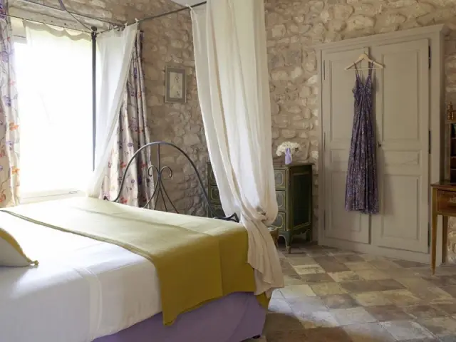 Une chambre à La Bastide de Marie