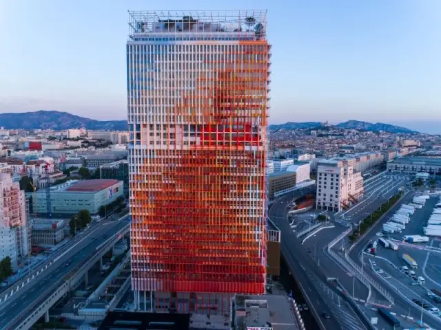 Tour Marseillaise, Jean Nouvel