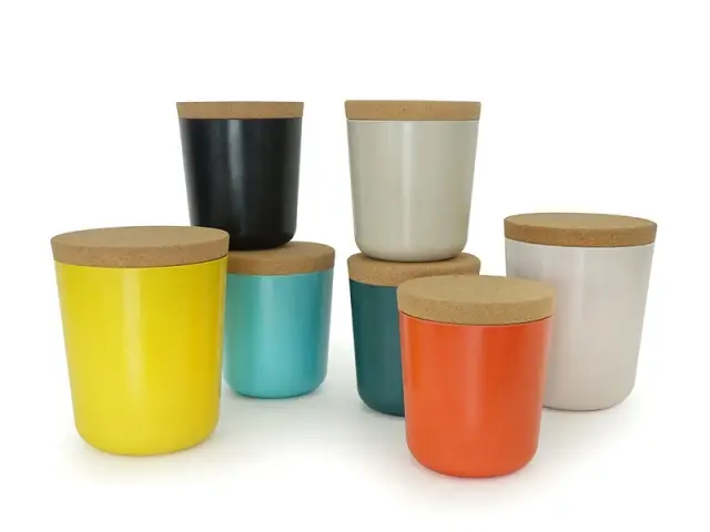 Gusto Storage Jars avec couvercle en liège, designer Boo Louis, 9 &euro; l'un