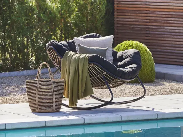 Chaise à bascule Rocko, Casa, prix : 399 &euro;