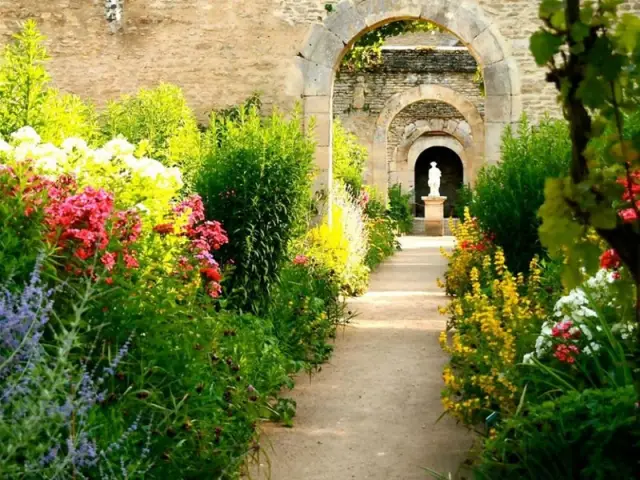 Les jardins du Château de Canon