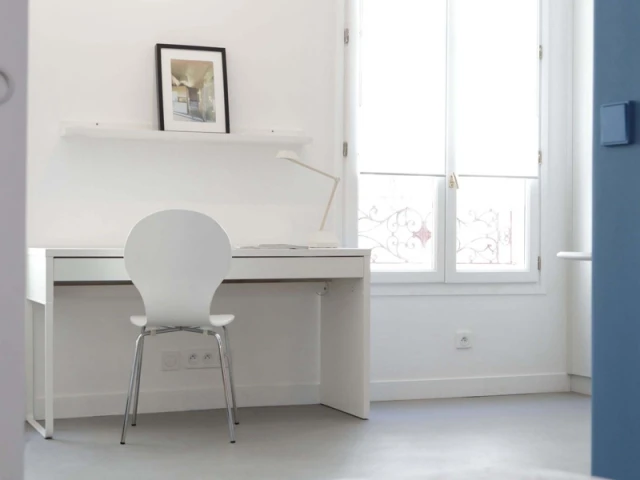 Un petit coin bureau dans le salon