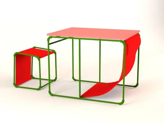 Des chaises et une table modulable