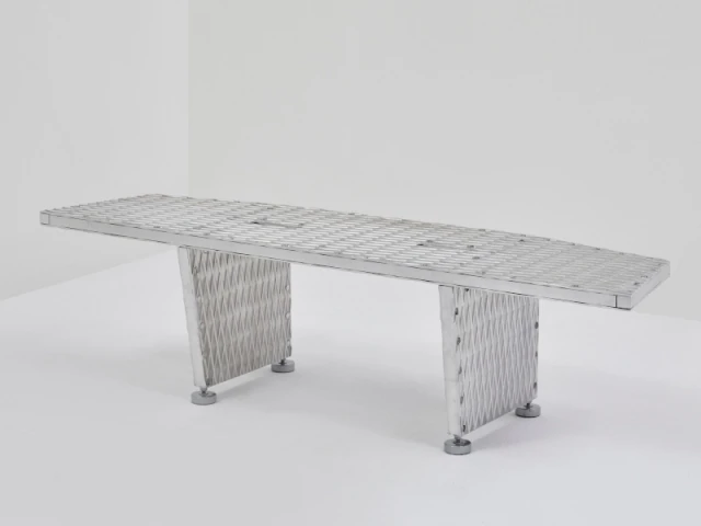 Banc Escale, par Studio Monsieur, mise à prix : 280 &euro;