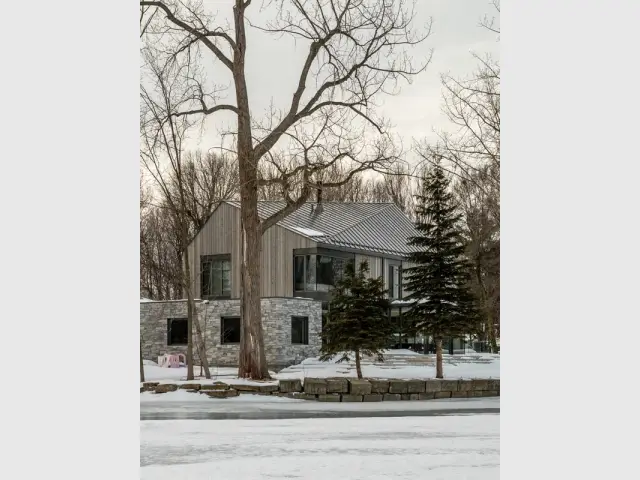 Une maison sur les bords du lac Saint-Louis