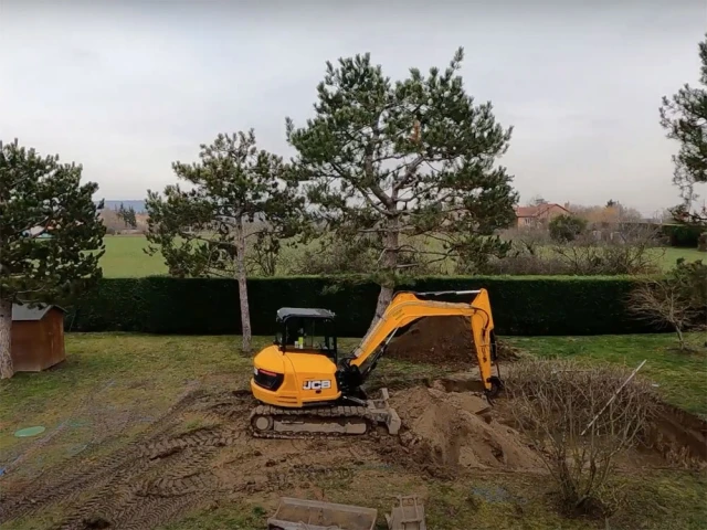 Piscine bois BioPoolTech - terrassement