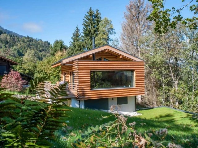 Un chalet pensé pour encadrer le paysage 