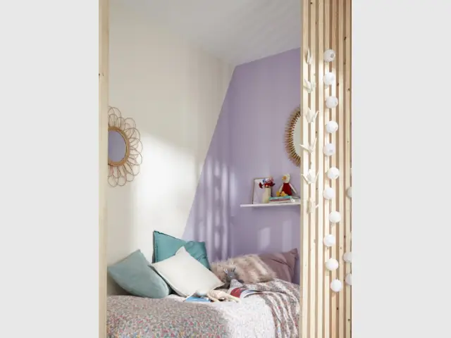 Des couleurs pastel dans la chambre