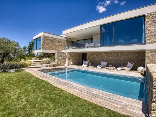 Catégorie piscine familiale de forme angulaire de moins de 40 m2 : Trophée d'Argent