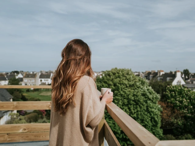 Sur le toit, les propriétaires ont fait aménager une terrasse