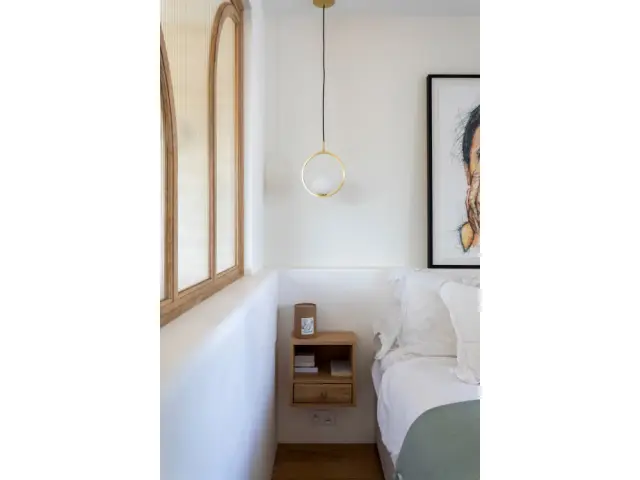 Une chambre aussi douce que minimaliste