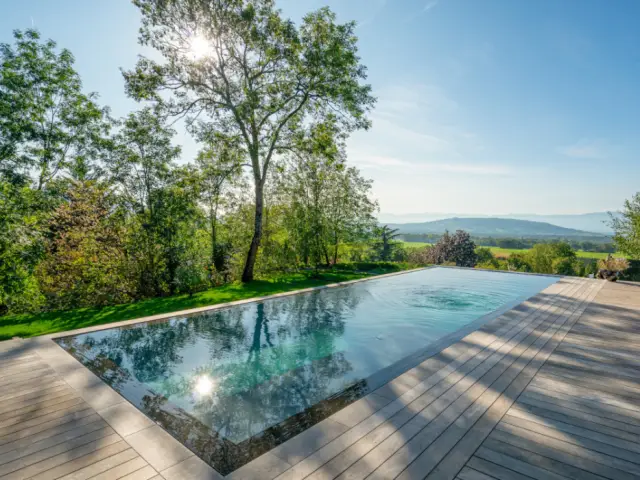 Catégorie piscine familiale de forme angulaire de moins de 40 m2 : Trophée d'Argent ex aequo