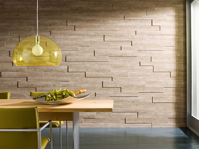 Comment installer des panneaux muraux en Tasseaux de bois au mur ? 